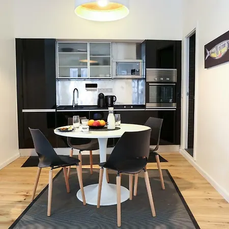 Apartman Modern And Central 10 By Lisbonne Collection